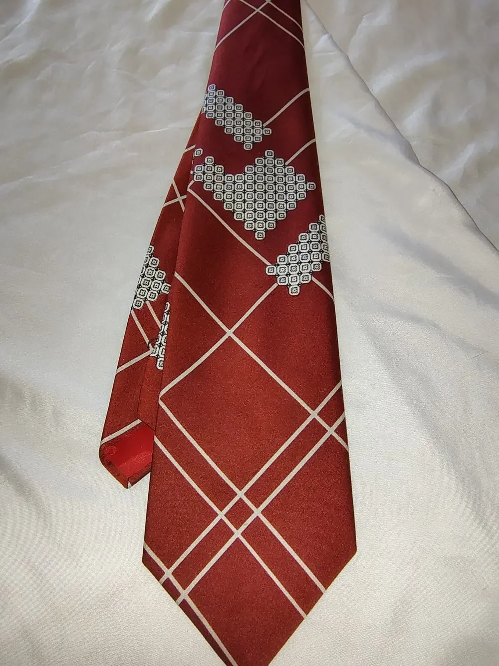 Vintage JC Penney Maroon Diamond Grid Polyester Necktie Italy